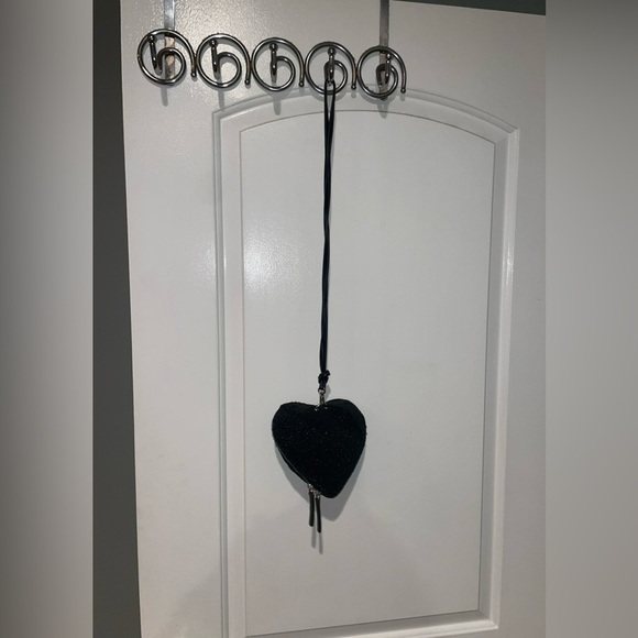 New! Staud Beaded Heart Clutch Bag in Black 🖤 🪩 Runway! - Picture 12 of 16